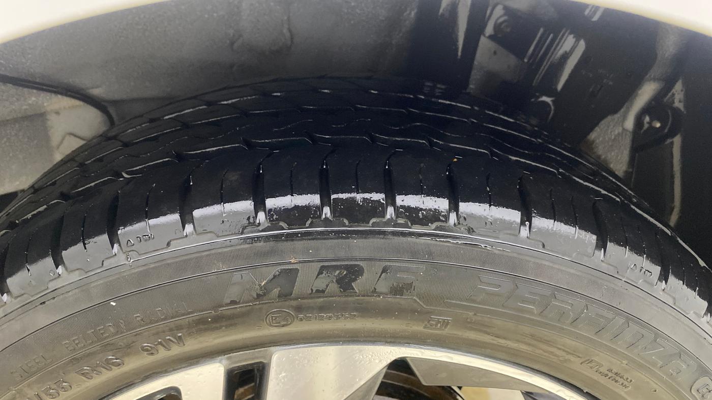 2021 Hyundai NEW I20 ASTA 1.2 AT, Petrol, Automatic, 51,266 km, Left Rear Tyre Tread