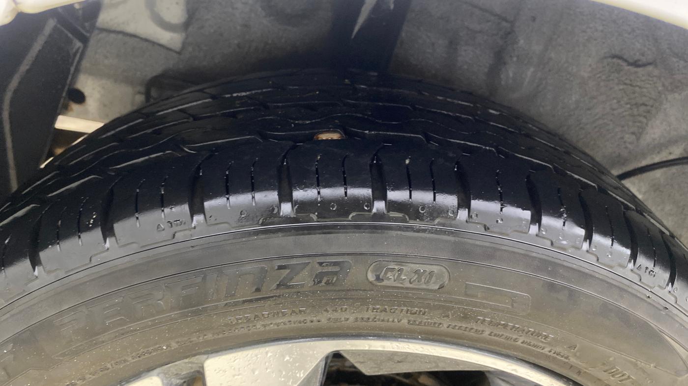 2021 Hyundai NEW I20 ASTA 1.2 AT, Petrol, Automatic, 51,266 km, Right Rear Tyre Tread