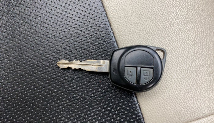 2017 Maruti Wagon R 1.0 VXI, Petrol, Manual, 47,867 km, Key Close Up