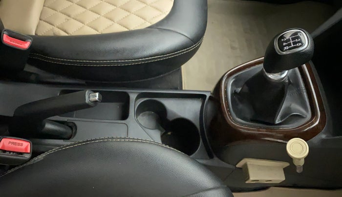 2014 Hyundai Grand i10 SPORTZ 1.2 KAPPA VTVT, Petrol, Manual, 22,366 km, Gear Lever