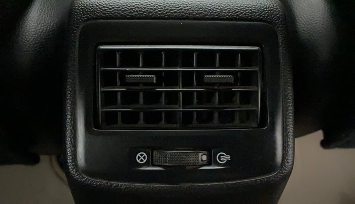 2014 Hyundai Grand i10 SPORTZ 1.2 KAPPA VTVT, Petrol, Manual, 22,366 km, Rear AC Vents