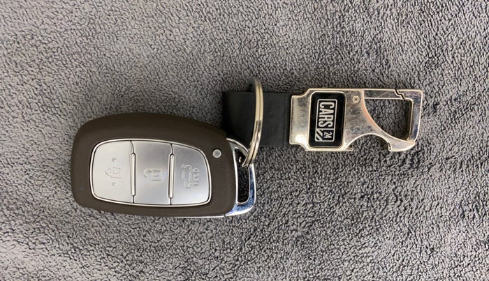 2014 Hyundai Grand i10 SPORTZ 1.2 KAPPA VTVT, Petrol, Manual, 22,366 km, Key Close Up