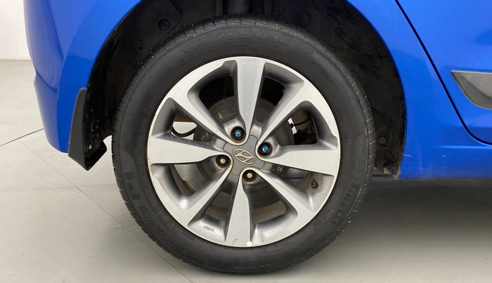 2017 Hyundai Elite i20 ASTA 1.2 (O), Petrol, Manual, 47,381 km, Right Rear Wheel