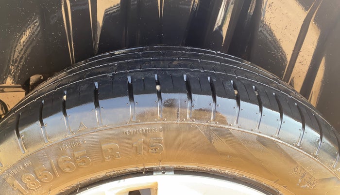 2023 Maruti Baleno DELTA 1.2 AGS, Petrol, Automatic, 15,116 km, Left Rear Tyre Tread