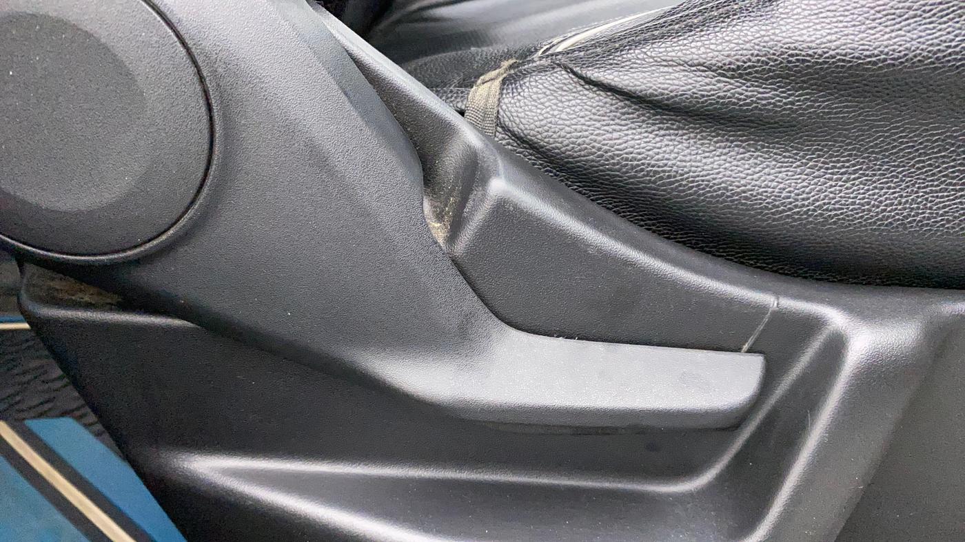 2020 Maruti New Wagon-R VXI 1.2, Petrol, Manual, 63,404 km, Driver Side Adjustment Panel