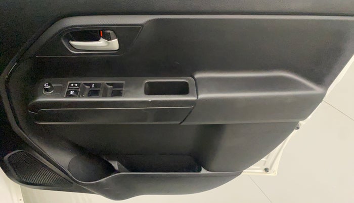 2019 Maruti New Wagon-R VXI 1.2, Petrol, Manual, 37,678 km, Driver Side Door Panels Control