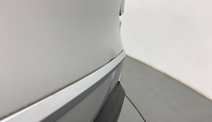 2016 Renault Kwid RXT 0.8, Petrol, Manual, 61,874 km, Dicky (Boot door) - Slightly dented