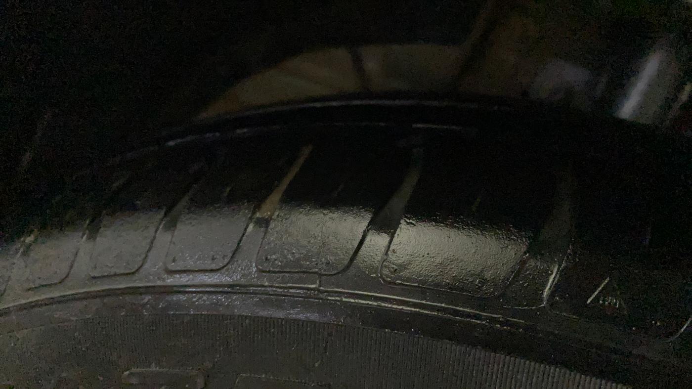 2019 Maruti Swift LXI, Petrol, Manual, 42,772 km, Left Front Tyre Tread