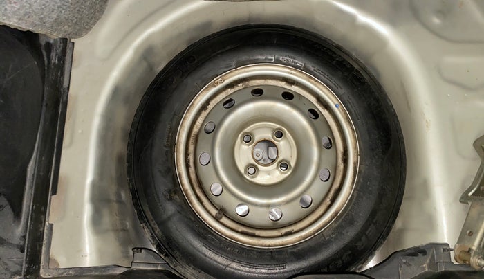 2019 Maruti Swift LXI, Petrol, Manual, 42,772 km, Spare Tyre