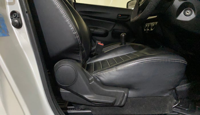 2019 Maruti Swift LXI, Petrol, Manual, 42,772 km, Driver Side Adjustment Panel