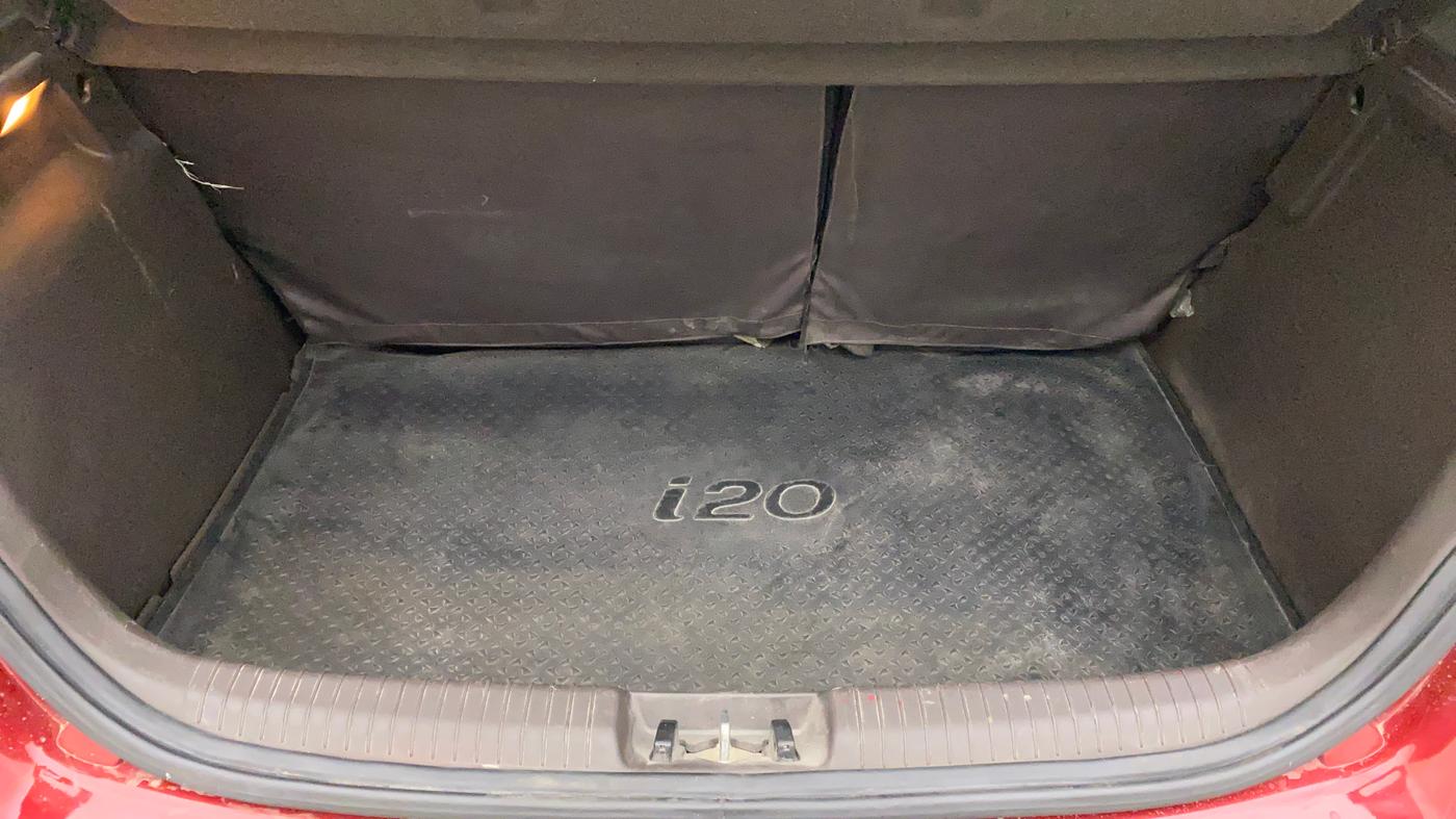 2010 Hyundai i20 SPORTZ 1.2, Petrol, Manual, 46,385 km, Boot Inside