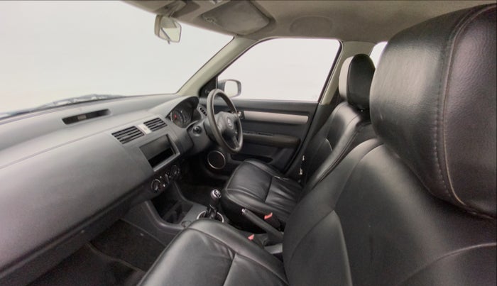 2011 Maruti Swift VXI, Petrol, Manual, 70,404 km, Right Side Front Door Cabin