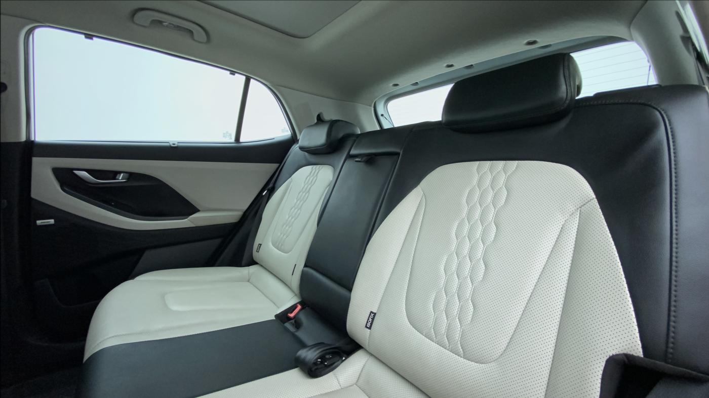 2020 Hyundai Creta 1.5 SX (O) AT, Petrol, Automatic, 45,074 km, Right Side Rear Door Cabin