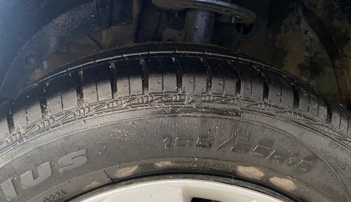 2017 Maruti Baleno DELTA PETROL 1.2, Petrol, Manual, 66,263 km, Left Front Tyre Tread