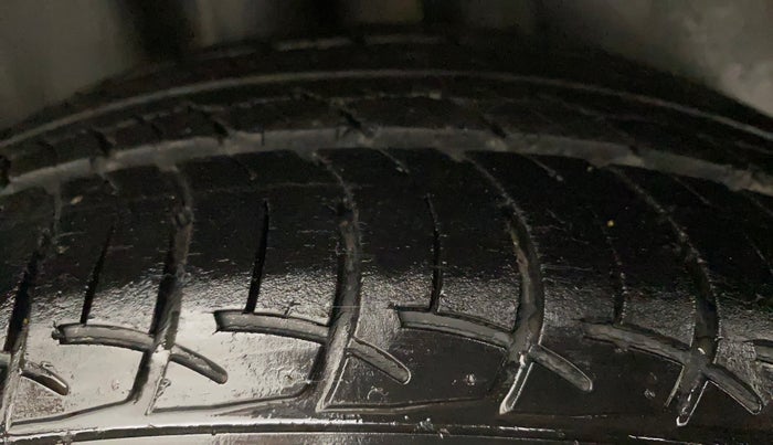 2015 Volkswagen Polo GT TSI AT, Petrol, Automatic, 57,232 km, Right Rear Tyre Tread