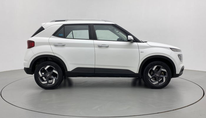 2019 Hyundai VENUE SX PLUS 1.0 TURBO DCT, Petrol, Automatic, 36,675 km, Right Side View