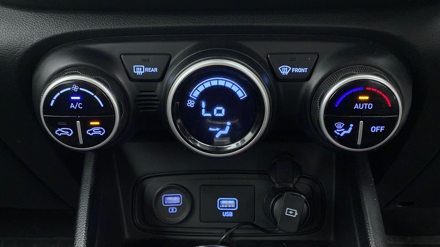 2019 Hyundai VENUE SX PLUS 1.0 TURBO DCT, Petrol, Automatic, 36,675 km, Automatic Climate Control
