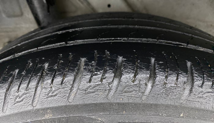 2019 Hyundai VENUE SX PLUS 1.0 TURBO DCT, Petrol, Automatic, 36,675 km, Right Rear Tyre Tread