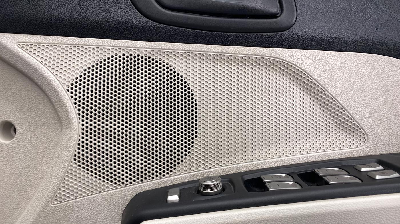 2019 Mahindra XUV300 1.5 W6 MT, Diesel, Manual, 22,770 km, Speaker