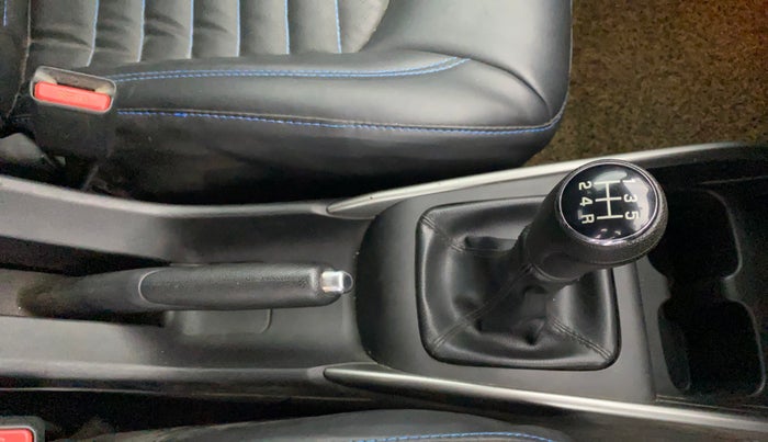 2022 Maruti Baleno ALPHA PETROL 1.2, Petrol, Manual, 55,882 km, Gear Lever