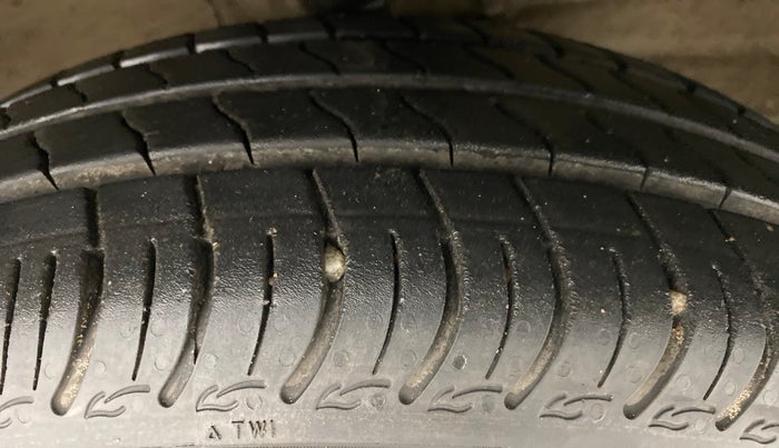 2021 Maruti S PRESSO VXI PLUS AGS, Petrol, Automatic, 10,801 km, Right Front Tyre Tread