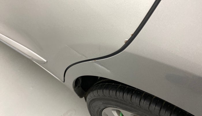 2016 Maruti Baleno ALPHA PETROL 1.2, Petrol, Manual, 1,05,224 km, Left quarter panel - Slightly dented
