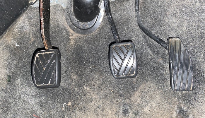 2015 Maruti Wagon R 1.0 VXI, Petrol, Manual, 80,814 km, Pedals