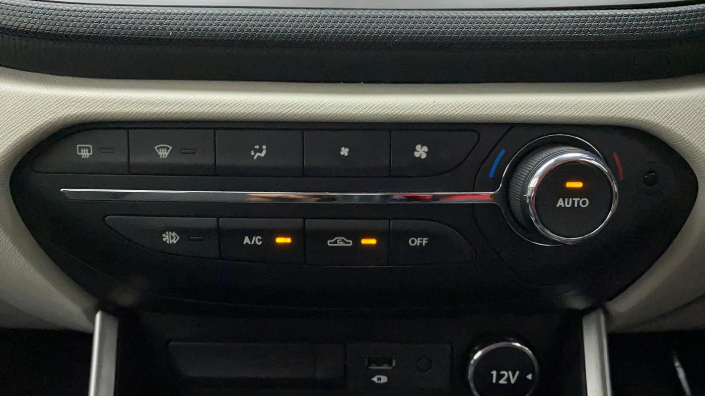 2023 Tata ALTROZ XZ PLUS I-TURBO PETROL, Petrol, Manual, 3,740 km, Automatic Climate Control