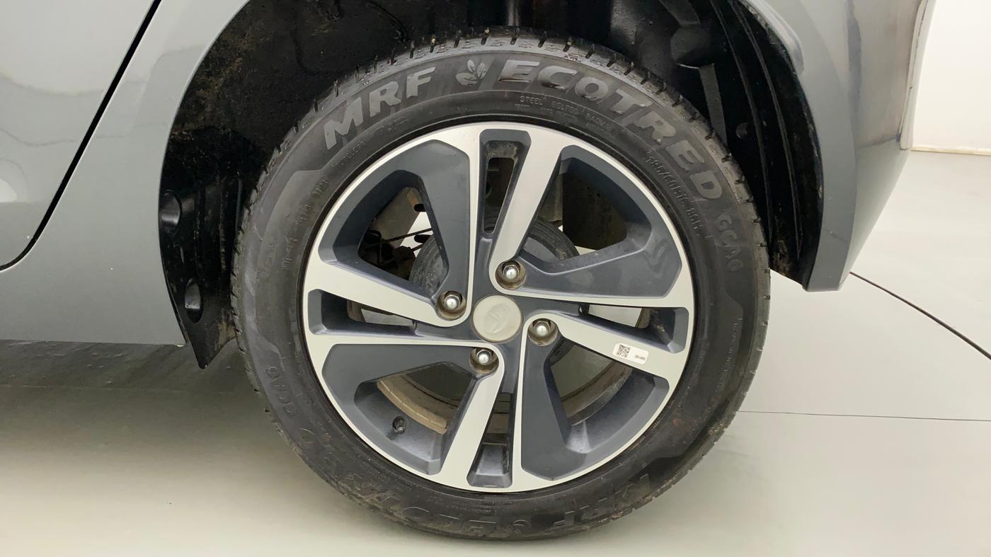 2023 Tata ALTROZ XZ PLUS I-TURBO PETROL, Petrol, Manual, 3,740 km, Left Rear Wheel