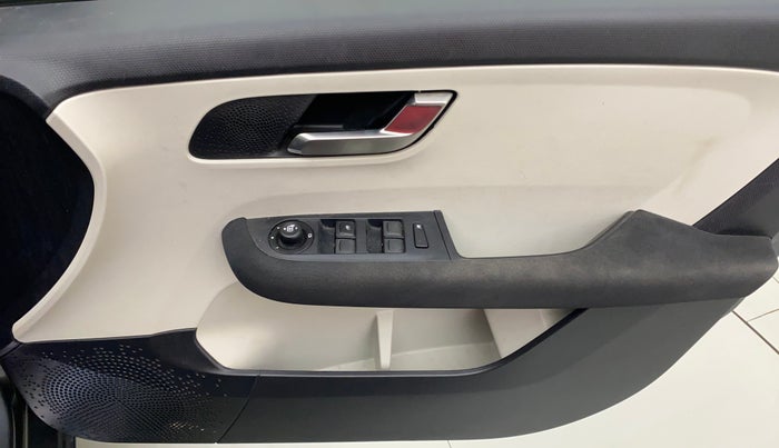 2023 Tata ALTROZ XZ PLUS I-TURBO PETROL, Petrol, Manual, 3,740 km, Driver Side Door Panels Control