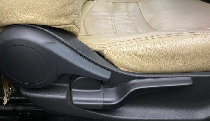 2019 Honda Amaze 1.2 SMT I VTEC, Petrol, Manual, 65,987 km, Driver Side Adjustment Panel