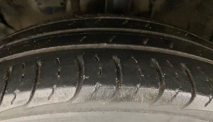 2019 KIA SELTOS HTK PLUS 1.5 DIESEL, Diesel, Manual, 40,508 km, Left Front Tyre Tread