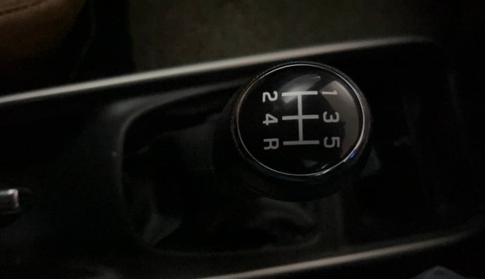 2016 Maruti Baleno ZETA PETROL 1.2, Petrol, Manual, 61,523 km, Gear Lever