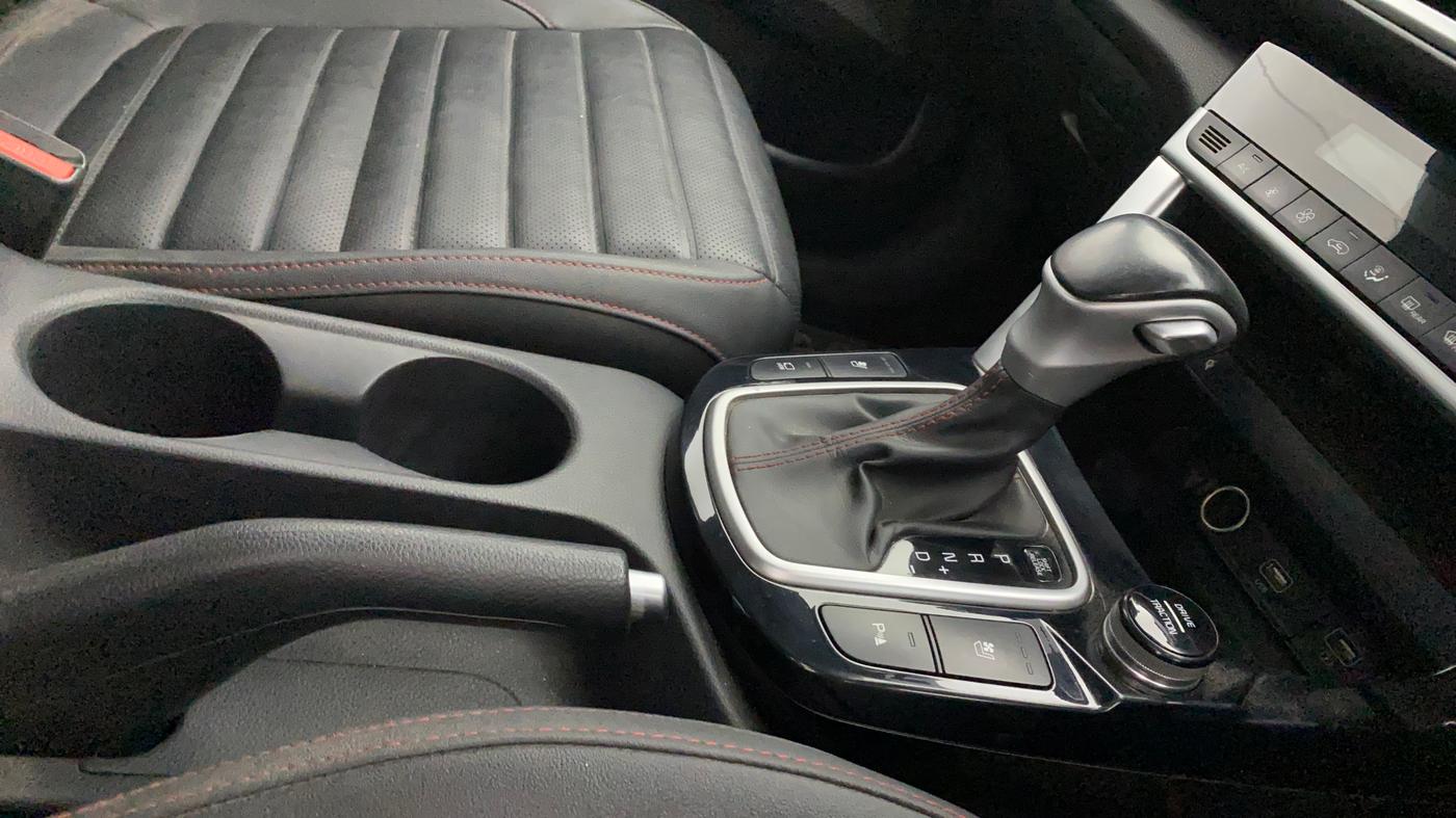 2023 KIA SELTOS GTX PLUS DCT 1.4 PETROL, Petrol, Automatic, 33,584 km, Gear Lever