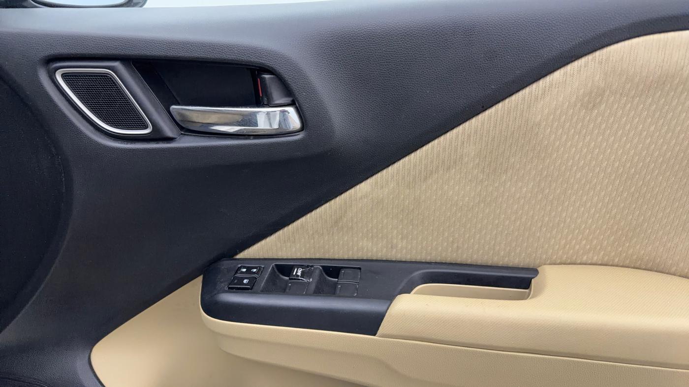 2018 Honda City 1.5L I-VTE V CVT, Petrol, Automatic, 81,412 km, Driver Side Door Panels Control