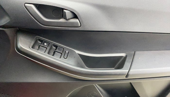 2021 Tata TIAGO NRG XZ AMT, Petrol, Automatic, 17,859 km, Driver Side Door Panels Control