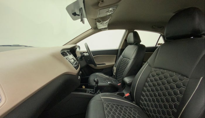 2014 Hyundai Elite i20 MAGNA 1.2, Petrol, Manual, 36,036 km, Right Side Front Door Cabin