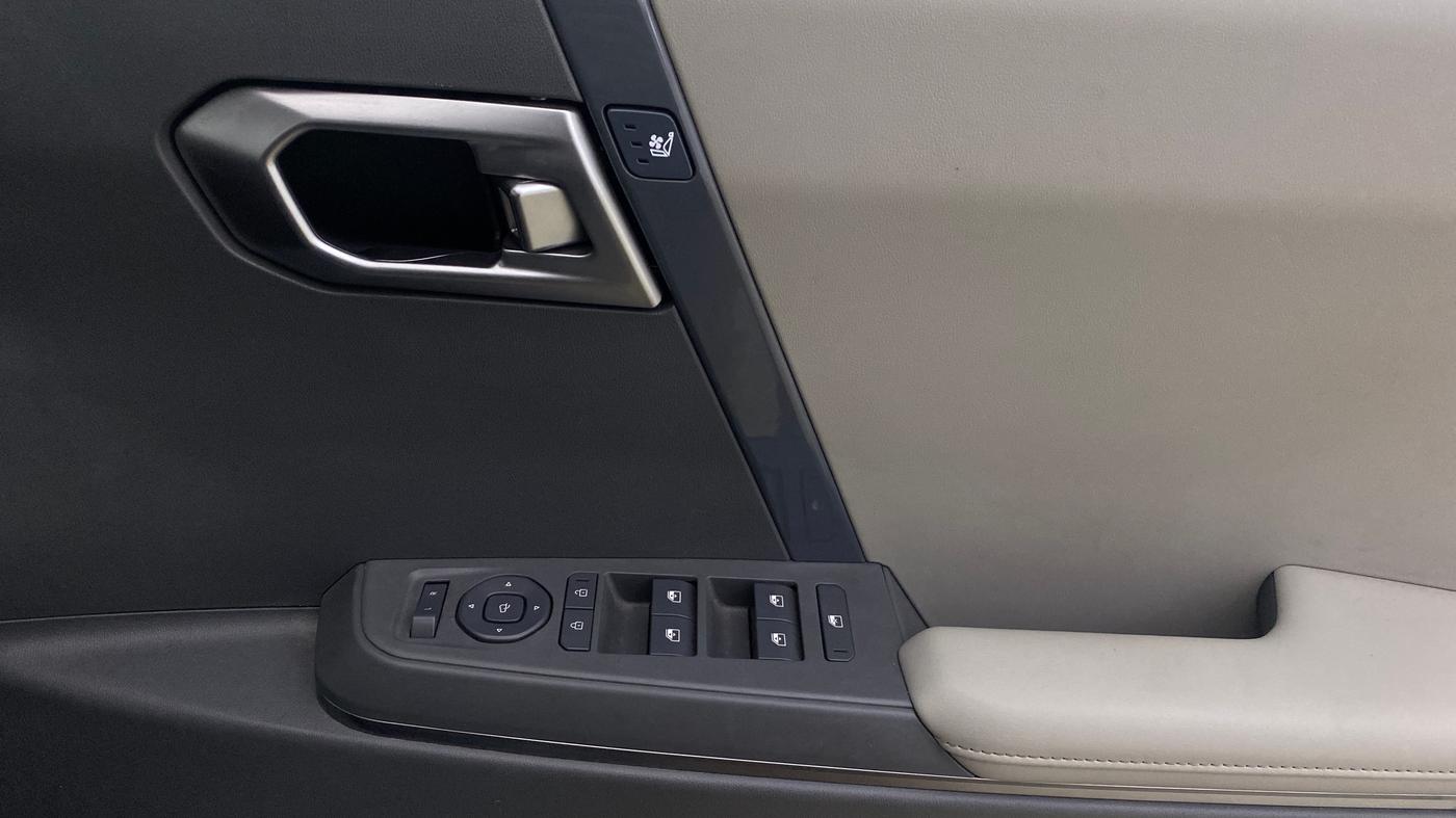 2025 KIA SYROS HTX Plus (O) 1.0 Turbo 7DCT, Petrol, Automatic, 5,992 km, Driver Side Door Panels Control