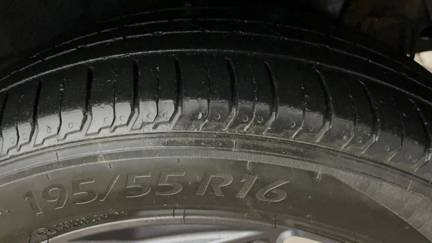2022 Hyundai NEW I20 N LINE N8 1.0 TURBO GDI IMT, Petrol, Manual, 37,416 km, Left Rear Tyre Tread