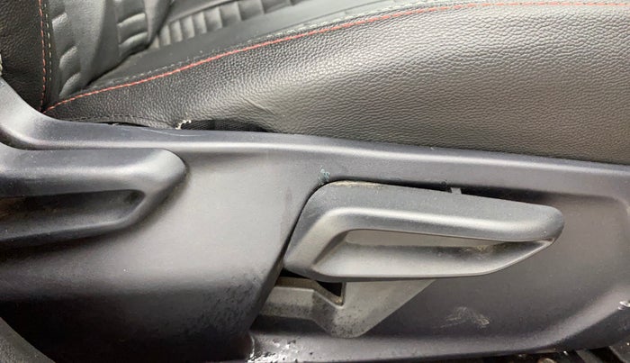 2022 Tata Tiago XZA PLUS PETROL, Petrol, Automatic, 15,573 km, Driver Side Adjustment Panel