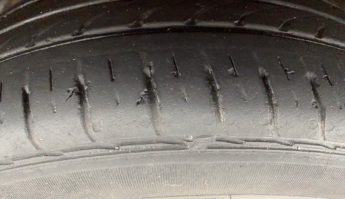 2022 Tata Tiago XZA PLUS PETROL, Petrol, Automatic, 15,573 km, Left Front Tyre Tread