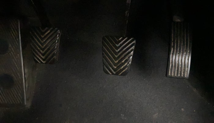 2019 Hyundai Elite i20 ASTA 1.2 (O), Petrol, Manual, 80,663 km, Pedals