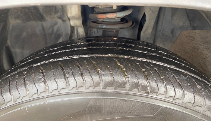 2020 Nissan MAGNITE XV PREMIUM TURBO, Petrol, Manual, 56,578 km, Left Front Tyre Tread