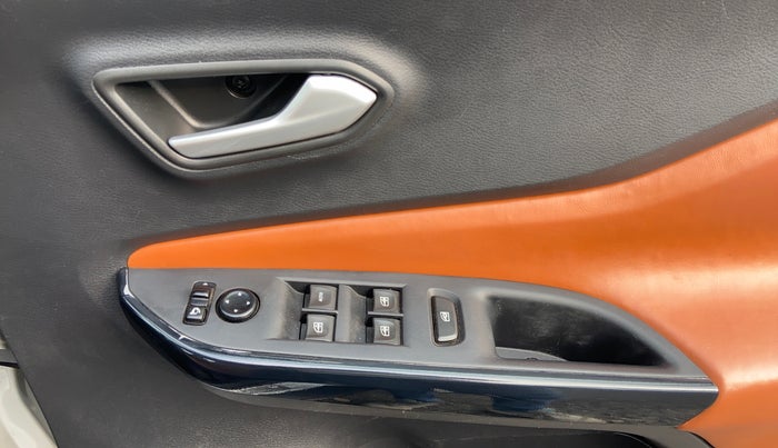 2020 Nissan MAGNITE XV PREMIUM TURBO, Petrol, Manual, 56,578 km, Driver Side Door Panels Control