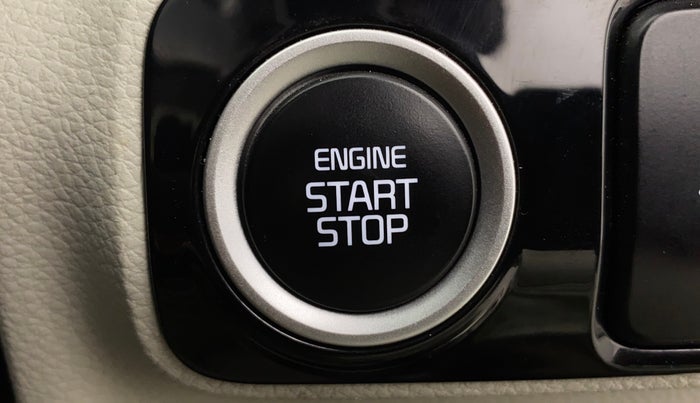 2023 KIA SONET 	 HTX 1.0 TURBO DCT, Petrol, Automatic, 32,597 km, Keyless Start/ Stop Button