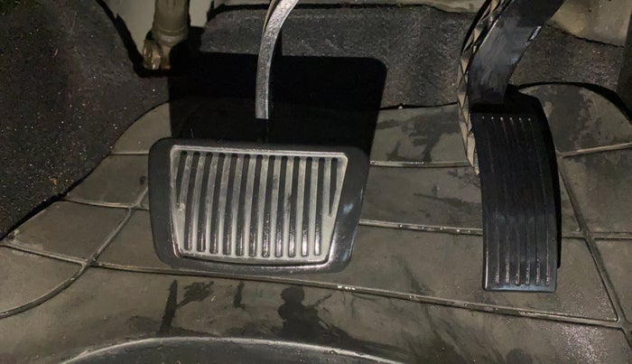 2020 Hyundai VENUE SX PLUS 1.0 TURBO DCT, Petrol, Automatic, 45,863 km, Pedals