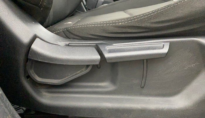 2020 Hyundai VENUE SX PLUS 1.0 TURBO DCT, Petrol, Automatic, 45,863 km, Driver Side Adjustment Panel