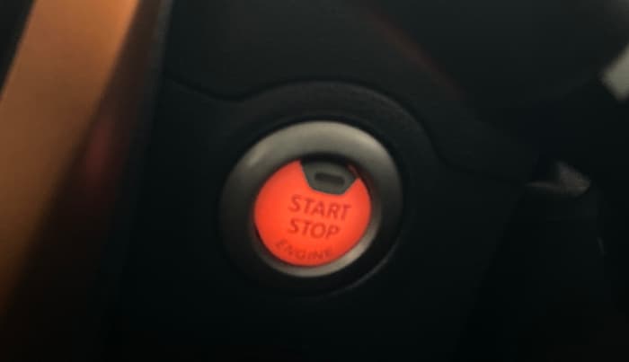 2017 Nissan Micra XV CVT, Petrol, Automatic, 36,122 km, Keyless Start/ Stop Button
