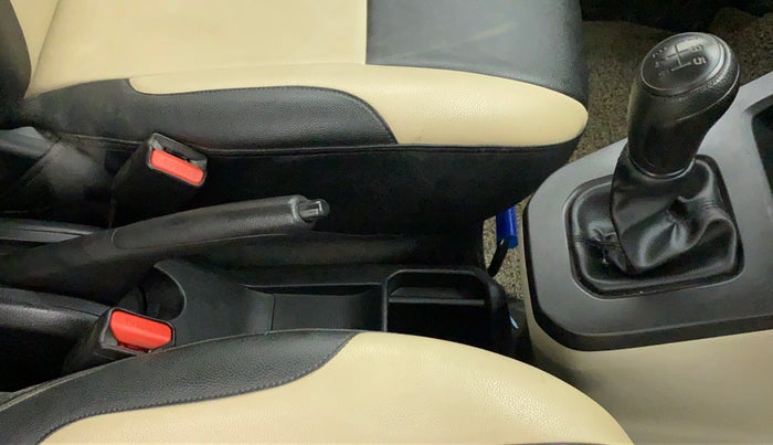 2022 Maruti New Wagon-R LXI CNG (O) 1.0, CNG, Manual, 44,232 km, Gear Lever