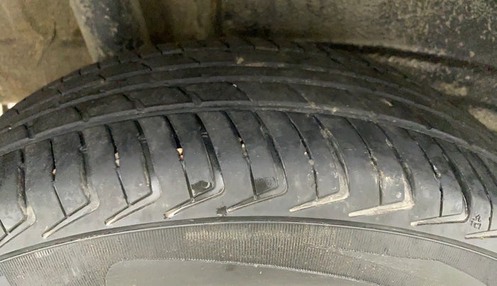 2022 Maruti New Wagon-R LXI CNG (O) 1.0, CNG, Manual, 44,232 km, Right Rear Tyre Tread